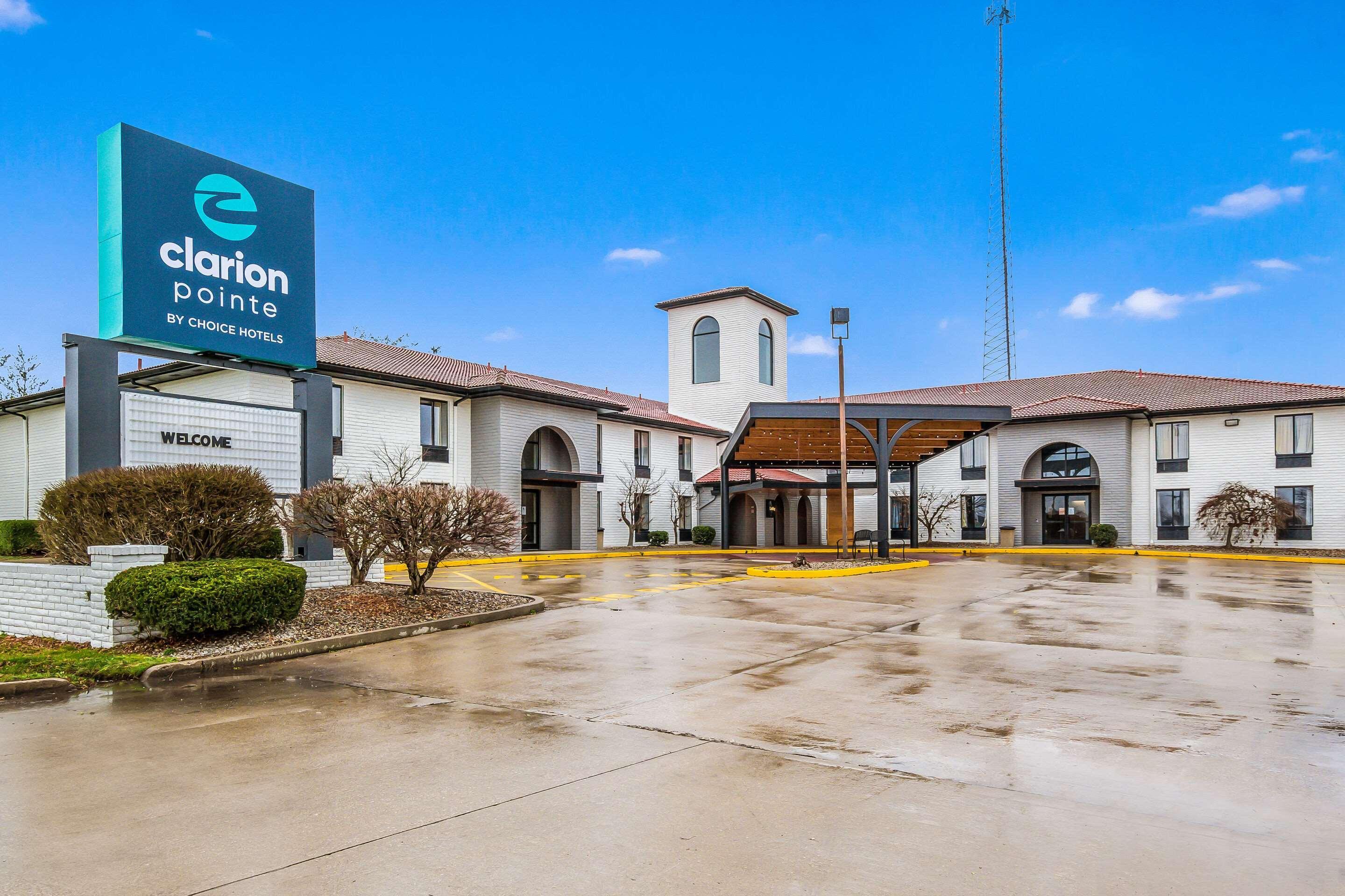 Clarion Pointe Richmond North Near University エクステリア 写真